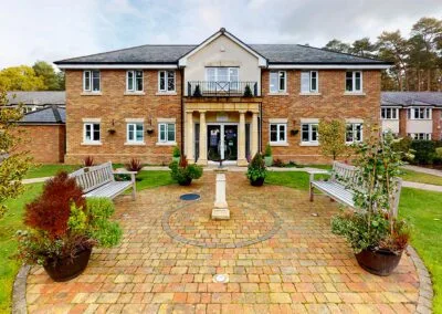 Holly Lodge Forest Care- Care home from the front