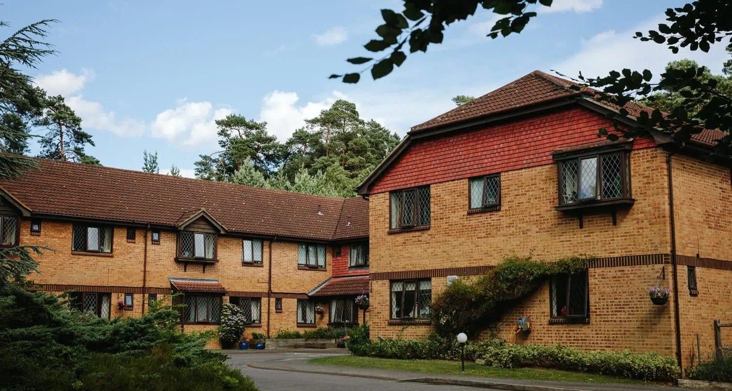 Respite care home in Surrey - Cedar Lodge