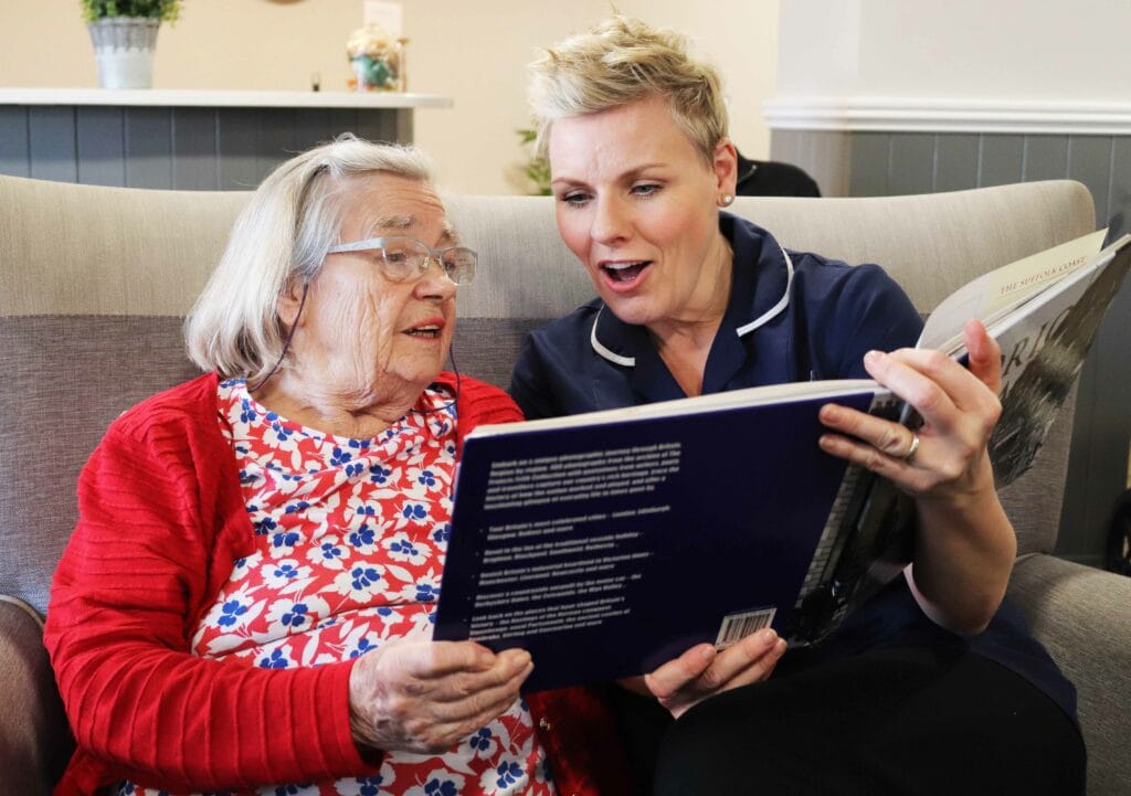 Care Homes near Hook - Rowan Lodge