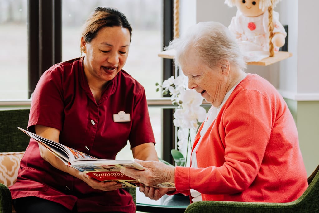 nursing care - Oak Lodge care home - Basingstoke, Hampshire